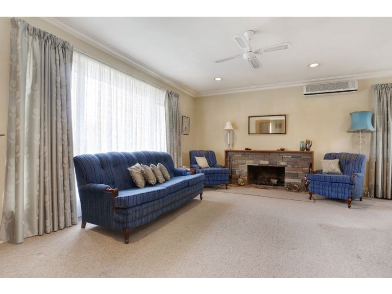 3 Kalmia Avenue, Mount Waverley VIC 3149