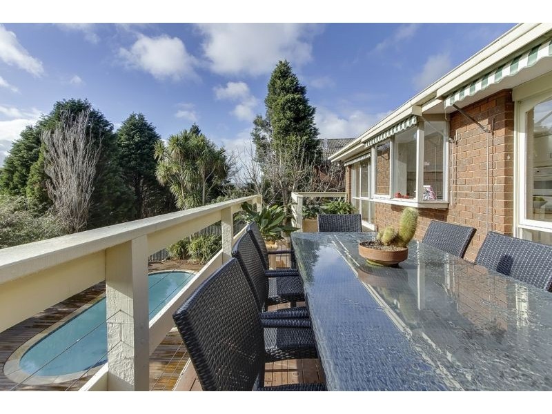 39 Craig Hill Drive, Wheelers Hill VIC 3150