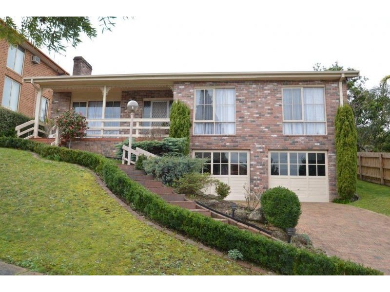 13 Merran Court, Wheelers Hill VIC 3150