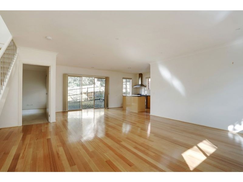 2/12 Miller Crescent, Mount Waverley VIC 3149