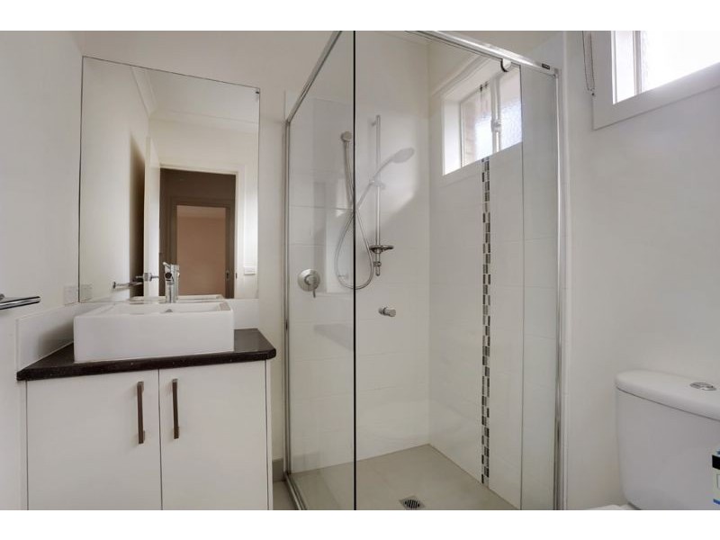 2/12 Miller Crescent, Mount Waverley VIC 3149