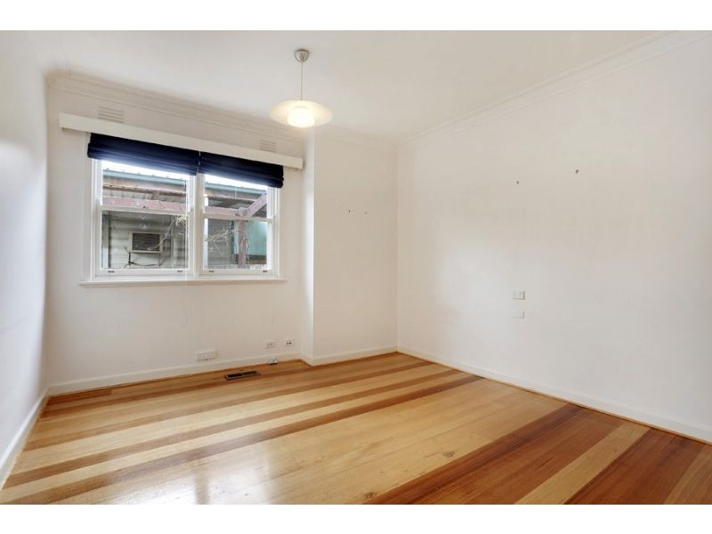 16 Imperial Avenue, Mount Waverley VIC 3149