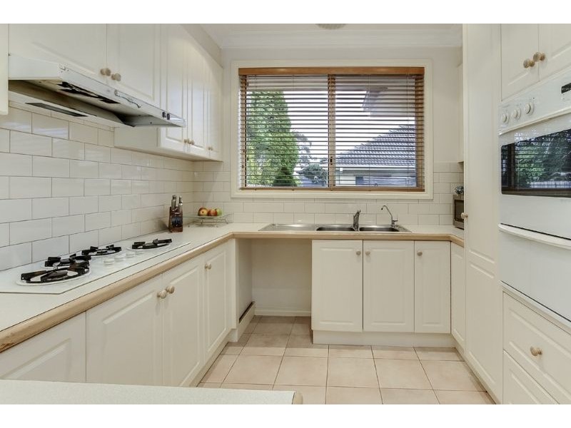 2/47 Sesame Street, Mount Waverley VIC 3149