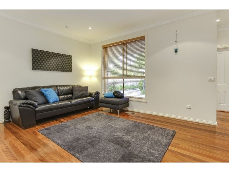 2/47 Sesame Street, Mount Waverley VIC 3149