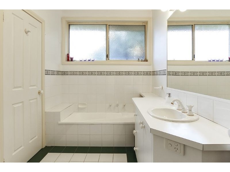 2/47 Sesame Street, Mount Waverley VIC 3149