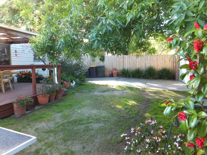 26 Charlton Street, Mount Waverley VIC 3149