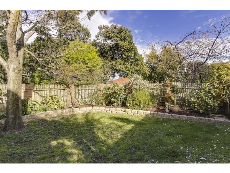 1/5 Campbell Street, Glen Waverley VIC 3150