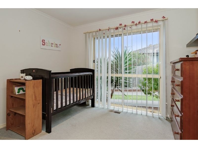 2/10 Elwood Street, Notting Hill VIC 3168