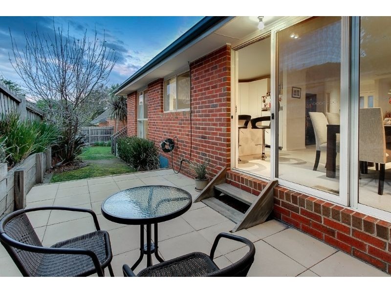 2/10 Elwood Street, Notting Hill VIC 3168
