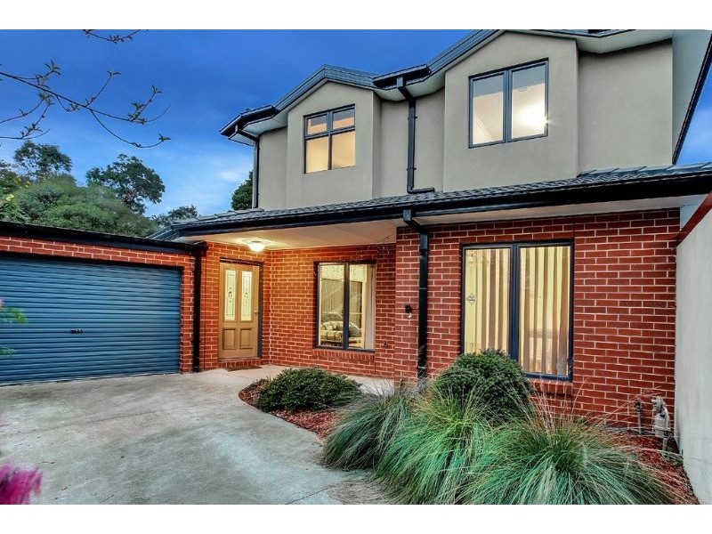2/17 Avonhurst Drive, Glen Waverley VIC 3150