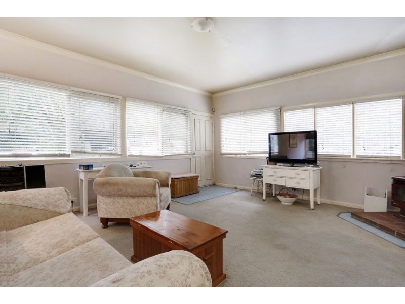 10 Victoria Avenue, Glen Waverley VIC 3150