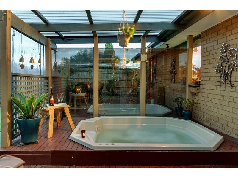 43 Mackellar Avenue, Wheelers Hill VIC 3150