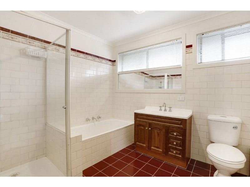 2/181 Highbury Road, Burwood VIC 3125