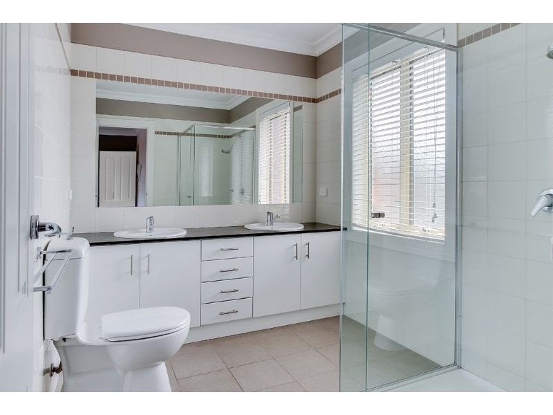 2/14-18 Sesame Street, Mount Waverley VIC 3149