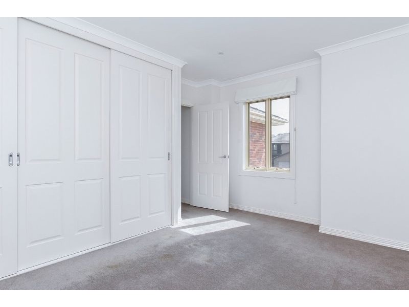 2/14-18 Sesame Street, Mount Waverley VIC 3149