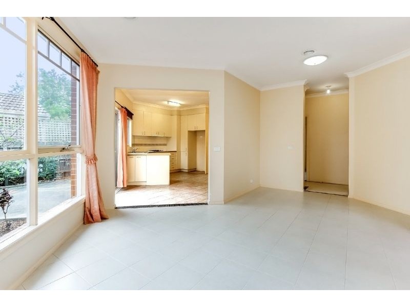 2/2 Victory Street, Murrumbeena VIC 3163