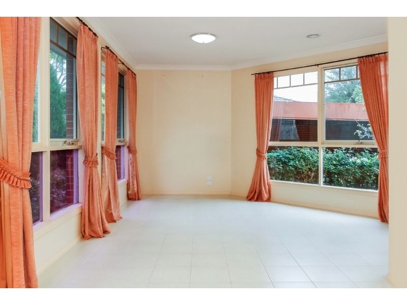 2/2 Victory Street, Murrumbeena VIC 3163