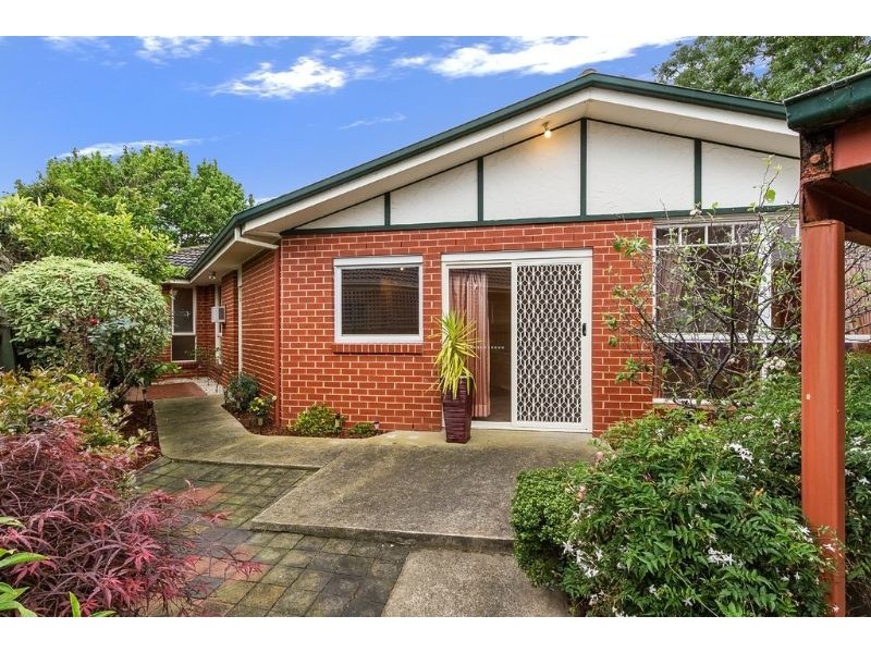 2/2 Victory Street, Murrumbeena VIC 3163