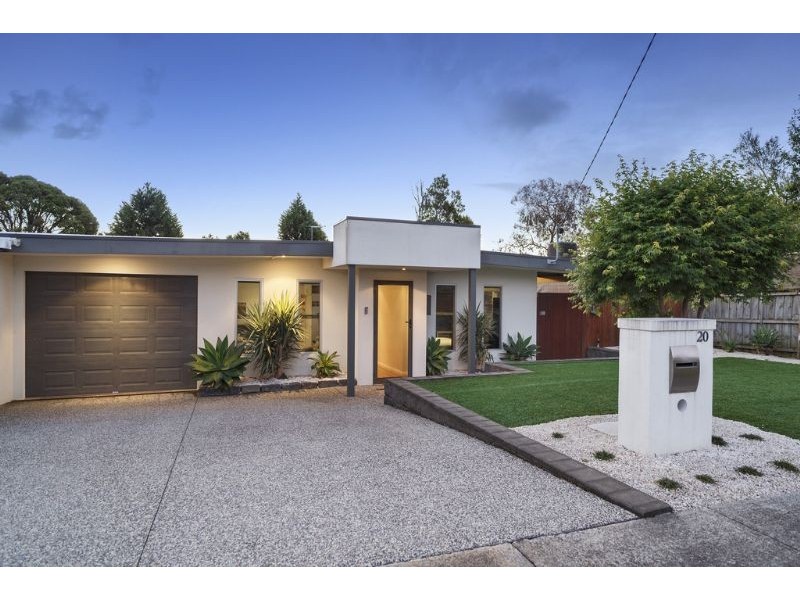 20 Leatherwood Crescent, Wheelers Hill VIC 3150