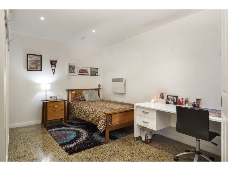 20 Leatherwood Crescent, Wheelers Hill VIC 3150