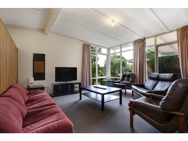 29 Johnson Drive, Glen Waverley VIC 3150