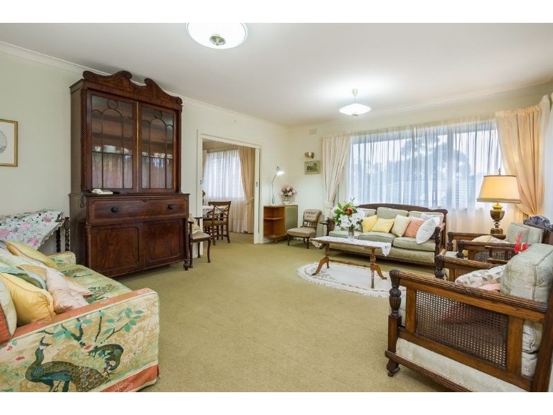 15 Glendowan Road, Mount Waverley VIC 3149