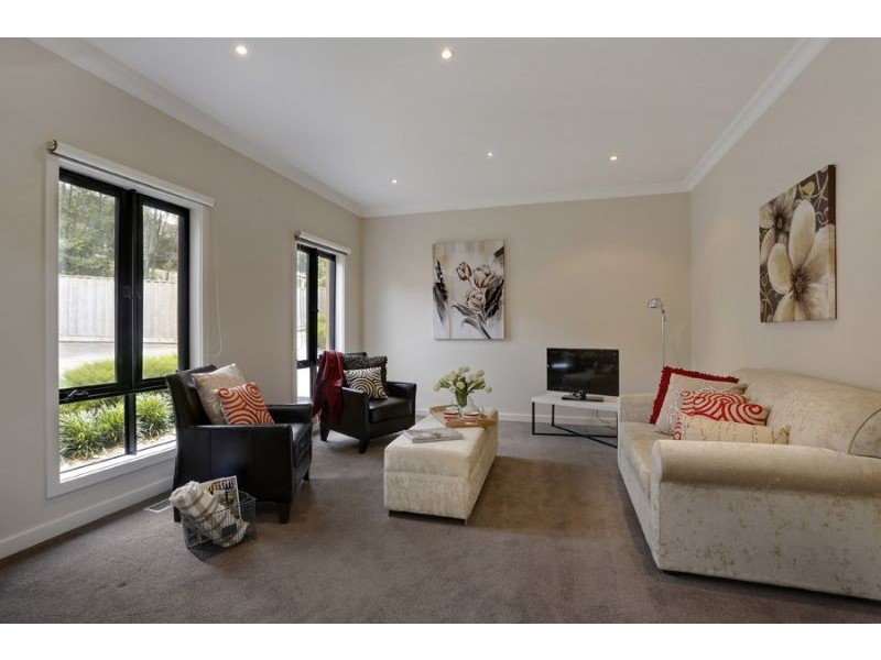 2/64 Albert Street, Mount Waverley VIC 3149