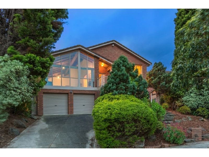 41 Kenross Drive, Wheelers Hill VIC 3150