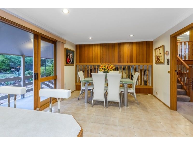 41 Kenross Drive, Wheelers Hill VIC 3150