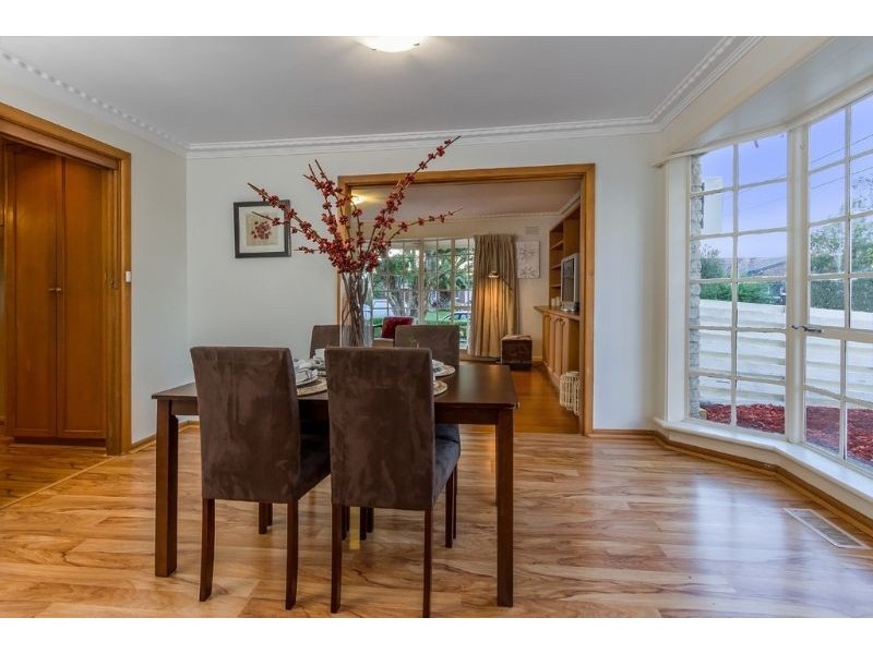 7 Newhaven Road, Burwood East VIC 3151