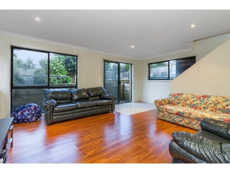 16 Mingana Road, Wantirna South VIC 3152