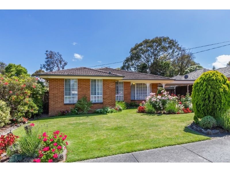 1 Debbie Street, Mount Waverley VIC 3149