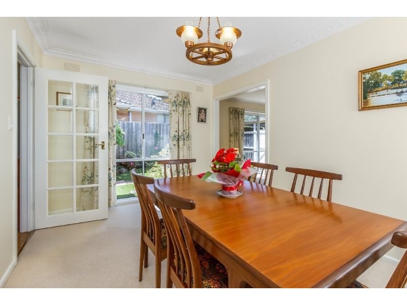 1 Debbie Street, Mount Waverley VIC 3149