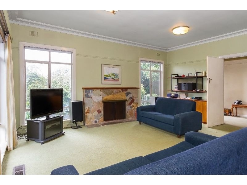 47 Hinkler Road, Glen Waverley VIC 3150