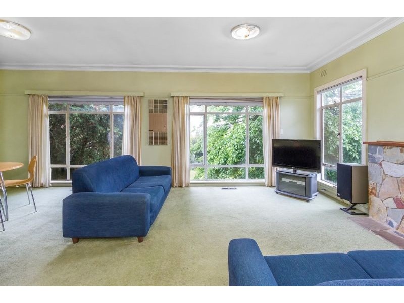 47 Hinkler Road, Glen Waverley VIC 3150
