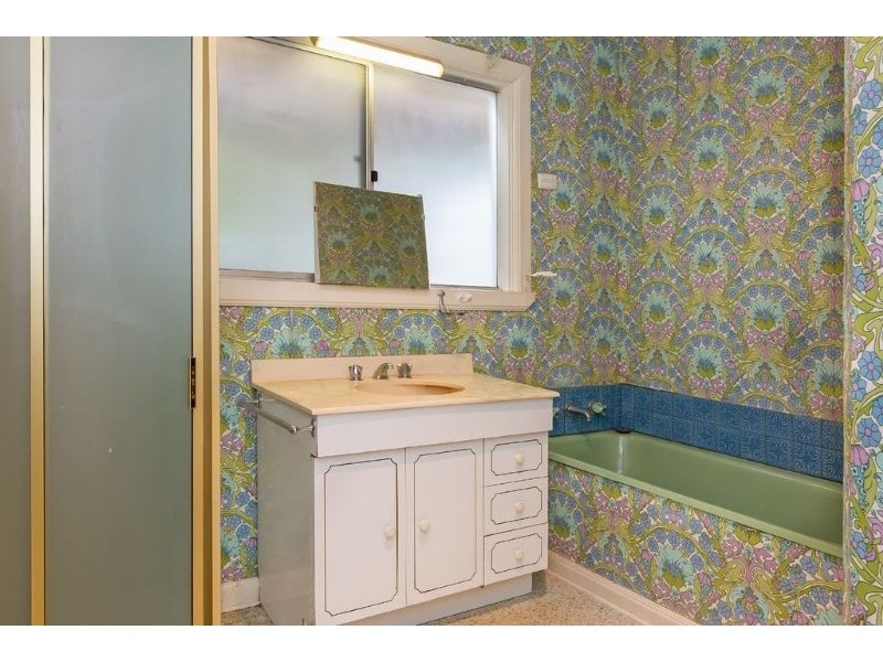 47 Hinkler Road, Glen Waverley VIC 3150