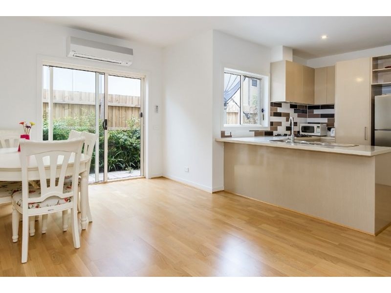 2/4 Euroka Street, Chadstone VIC 3148