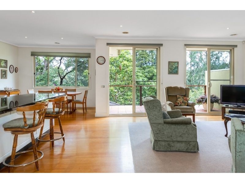 2/2 Gould Court, Mount Waverley VIC 3149