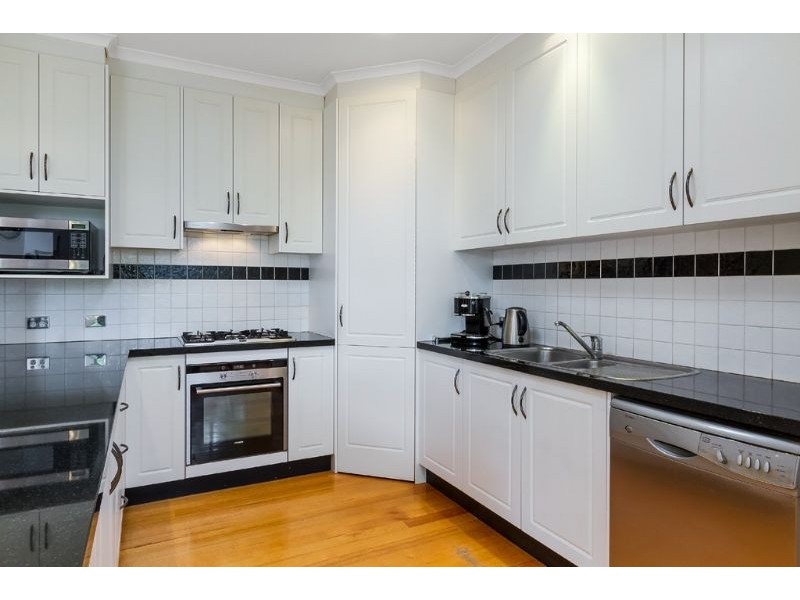 2/2 Gould Court, Mount Waverley VIC 3149