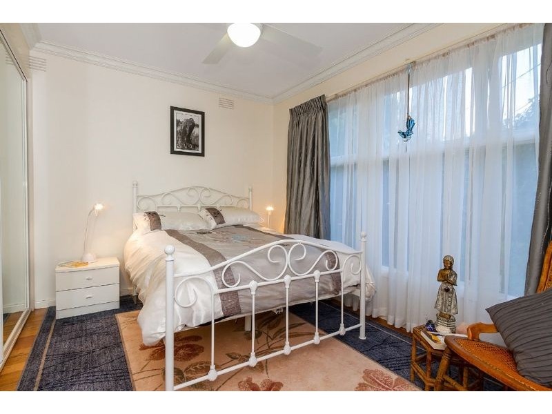 45 Kinnoull Grove, Glen Waverley VIC 3150