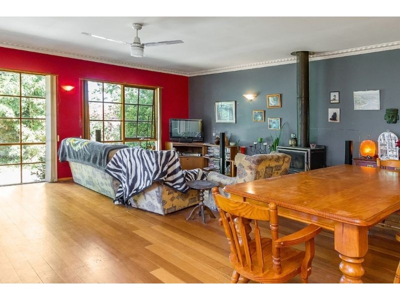 32 Bennett Avenue, Mount Waverley VIC 3149