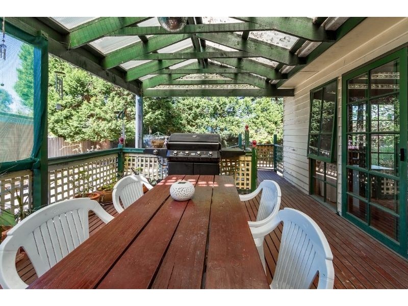 32 Bennett Avenue, Mount Waverley VIC 3149