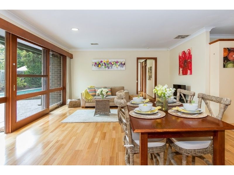 10 Belvedere Avenue, Wheelers Hill VIC 3150