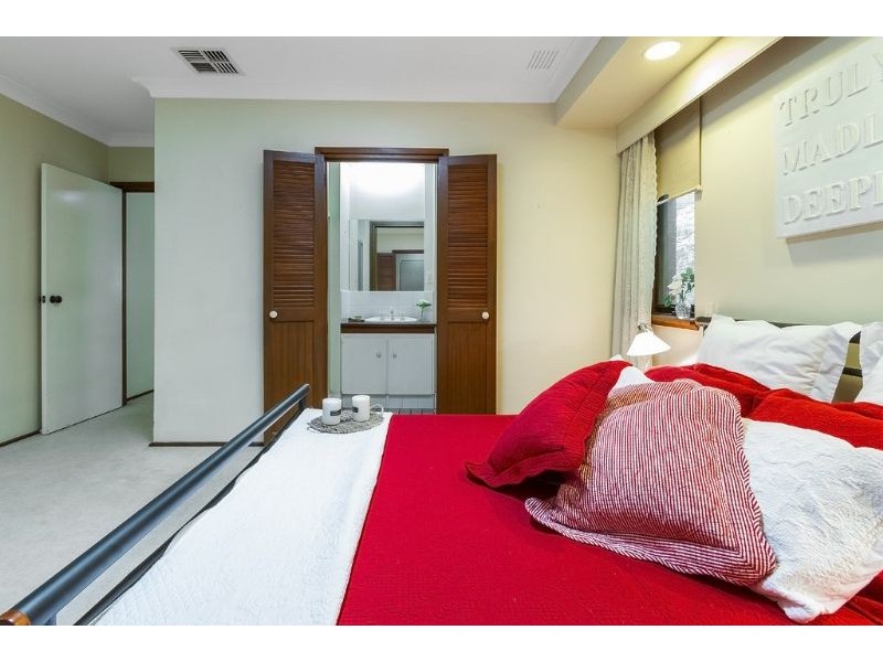 10 Belvedere Avenue, Wheelers Hill VIC 3150