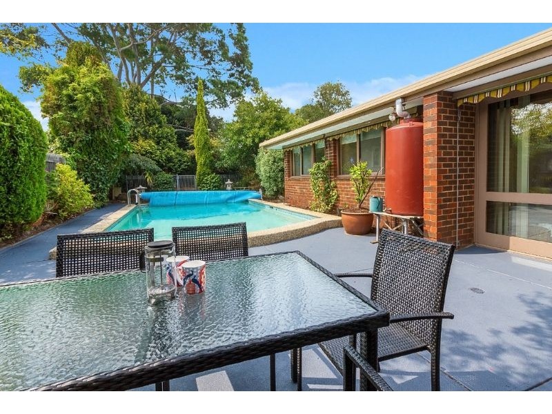 10 Belvedere Avenue, Wheelers Hill VIC 3150