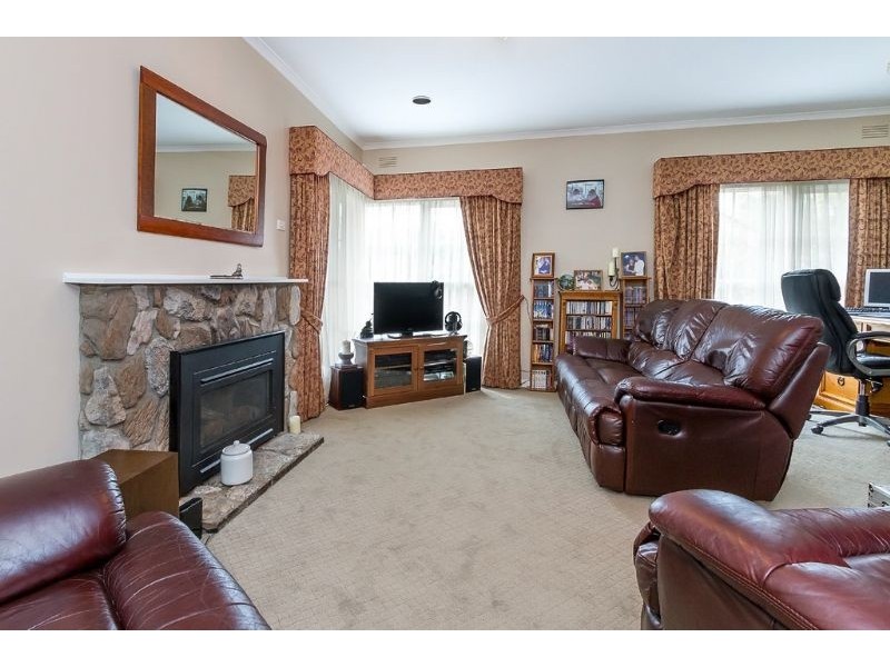 68 Price Avenue, Mount Waverley VIC 3149