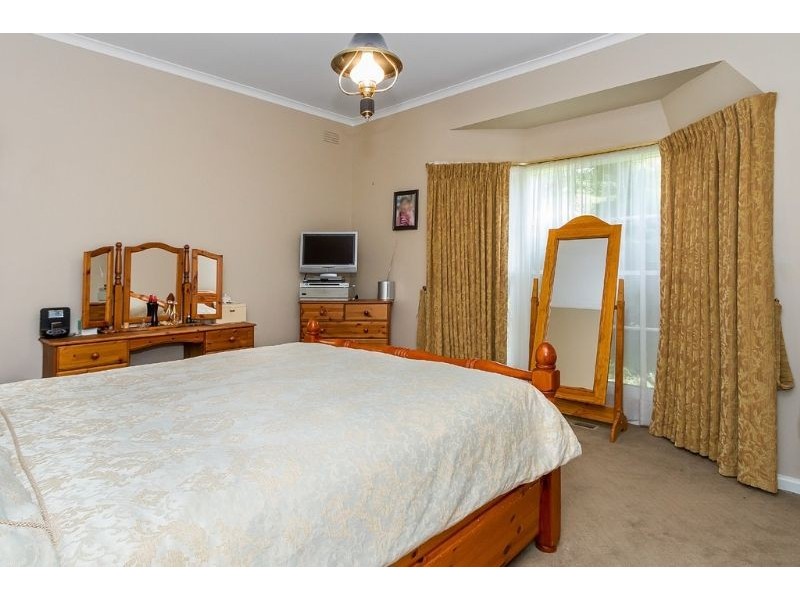 68 Price Avenue, Mount Waverley VIC 3149