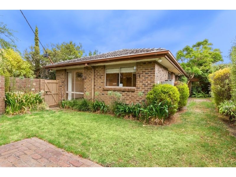 1/13 Irving Street, Mount Waverley VIC 3149