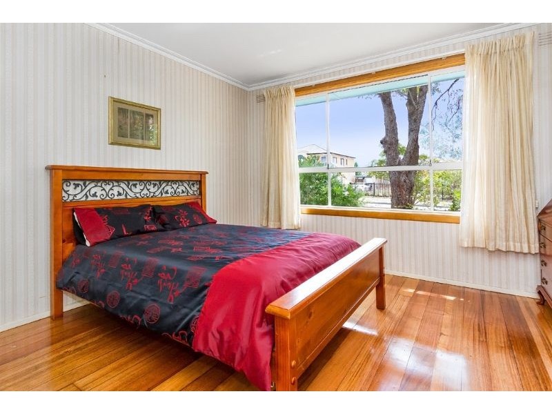 4 Barbara Avenue, Glen Waverley VIC 3150