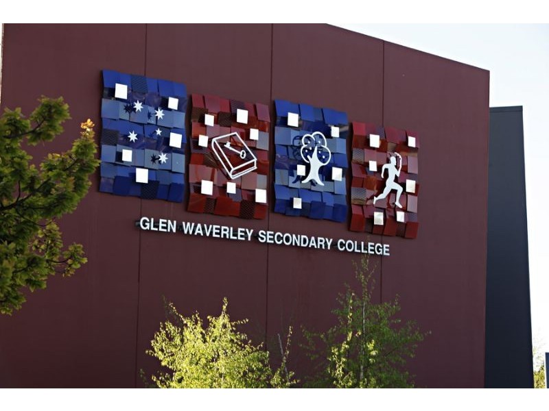 4 Barbara Avenue, Glen Waverley VIC 3150